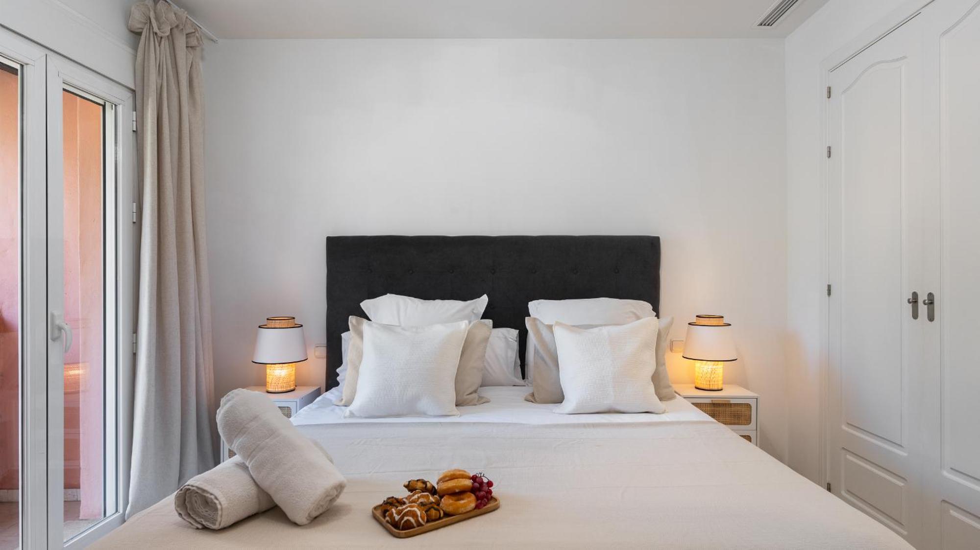 Сasa de vacaciones Vacation - Federer, Old Town With A Big Communal Pool And Andalusian Garden *